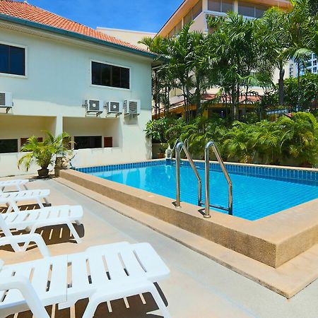 Ashford Villas Cosy Beach Pattaya Extérieur photo