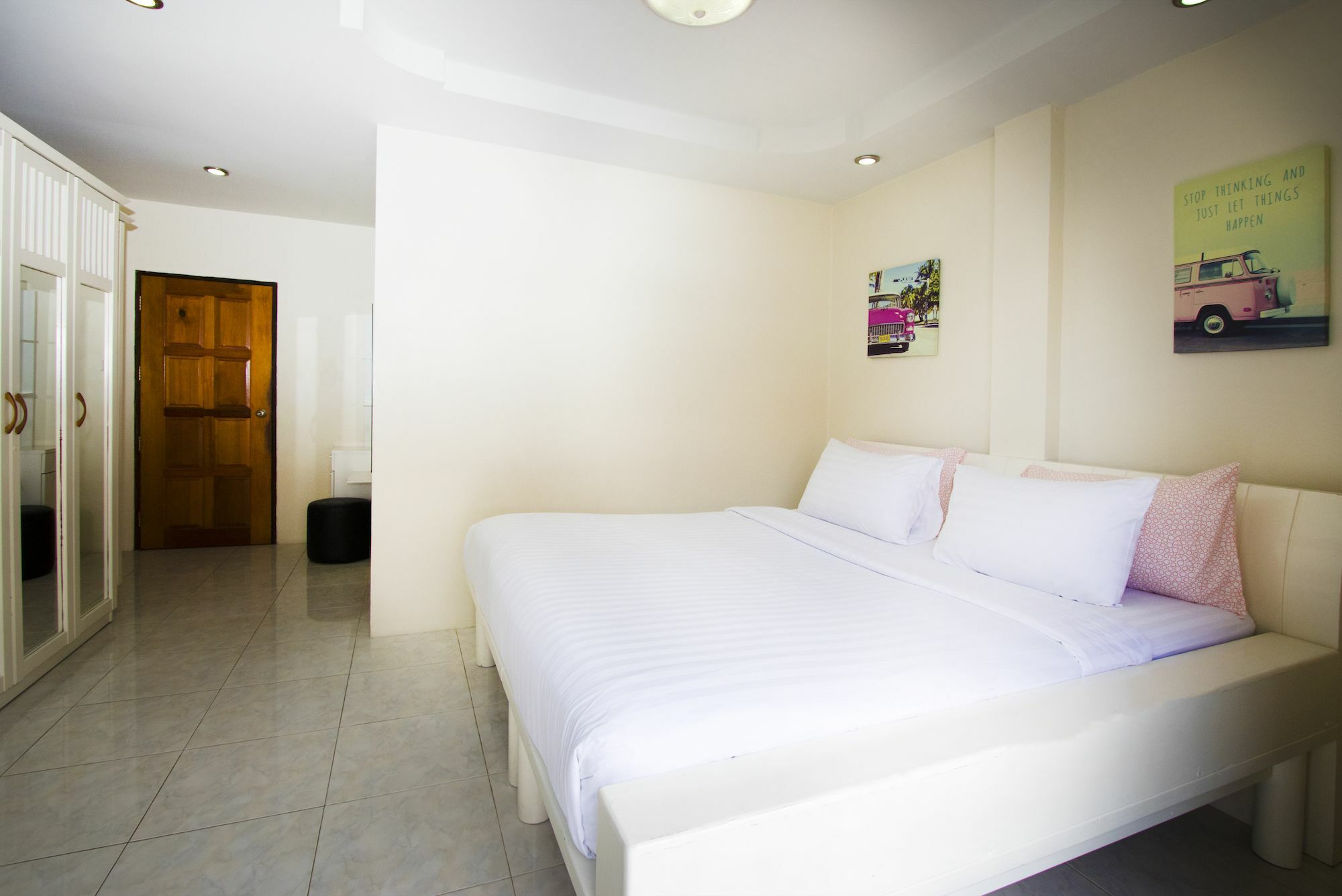 Ashford Villas Cosy Beach Pattaya Extérieur photo