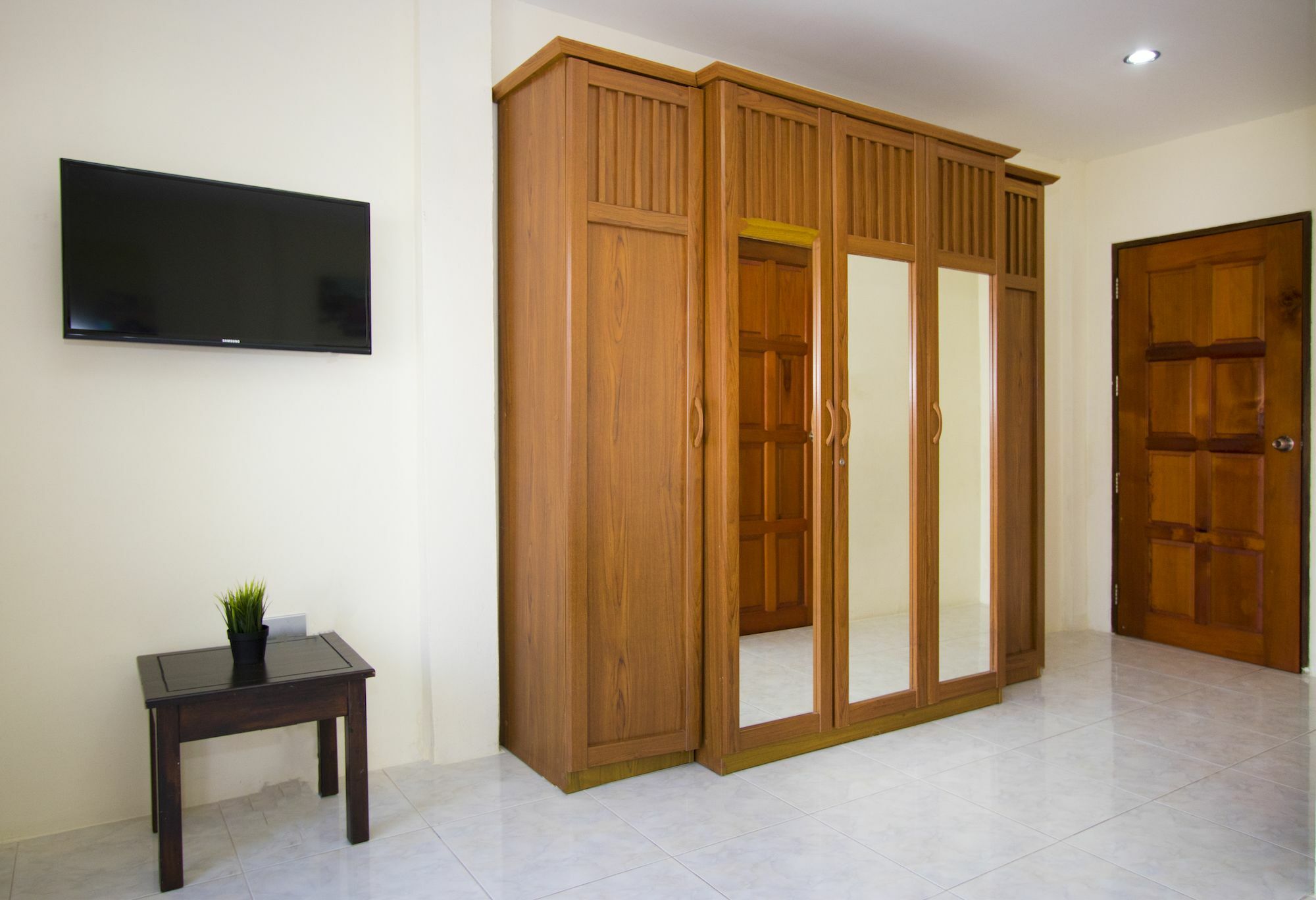 Ashford Villas Cosy Beach Pattaya Extérieur photo