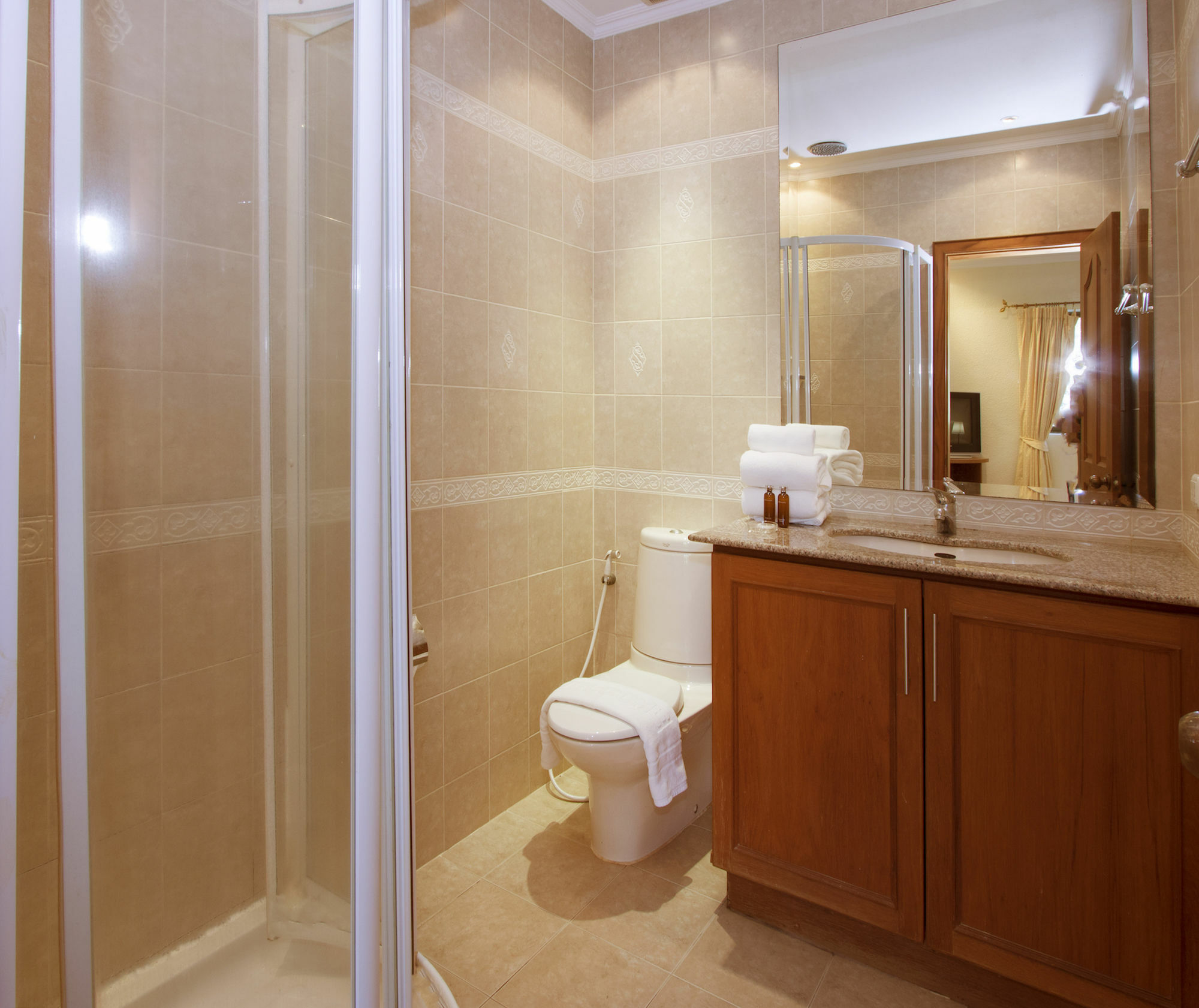 Ashford Villas Cosy Beach Pattaya Extérieur photo